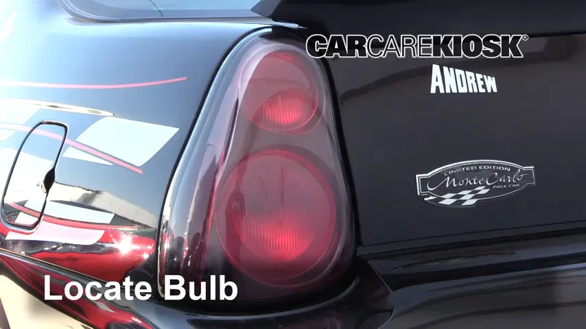 2002 Chevrolet Monte Carlo SS 35th Anniversary Edition 3.8L V6 Luces Luz trasera (reemplazar foco)